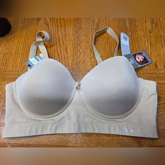 NWT Daisy Fuentes Biege Multi Way Push-up Bra Size 40D - Picture 1 of 11